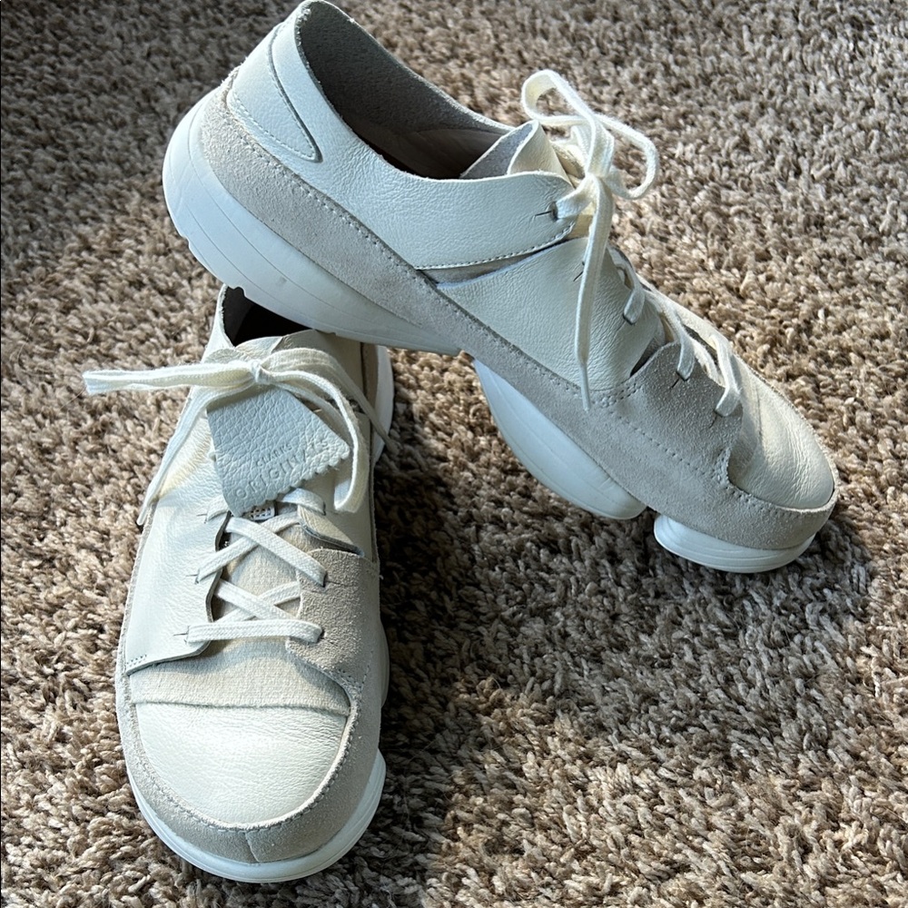 Elegant White Leather Women's Sneakers